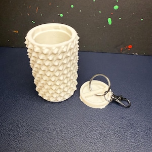 Spiky Storage Keychain, Anti Stress Toy, Pill Holder, Multi-Purpose, for ASMR - ADHD Pain Stimming 3D Printing