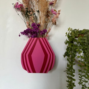 Wooden wall vase for dried flowers
