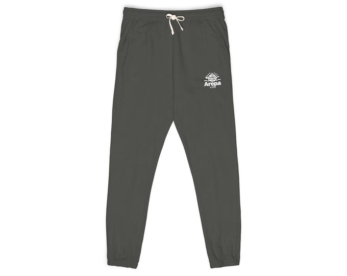 Arepa Life Cozy Unisex Garment-Dyed Fleece Sweatpants for Ultimate Comfort, Perfect for Lounging, Relaxing, Casual Outings