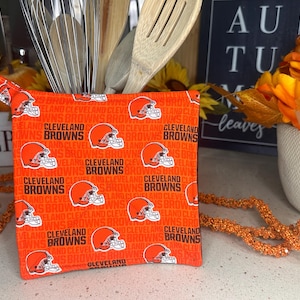 Cleveland Browns / NFL / Almofada quente / Presente de inauguração de casa / Acessório de cozinha / Presente para professor / Presente para pai / Garota esportiva / Ohio