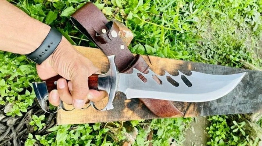 Couteau Bowie WOLF SPIRIT  gravé tête de loup - Couteaux droits et