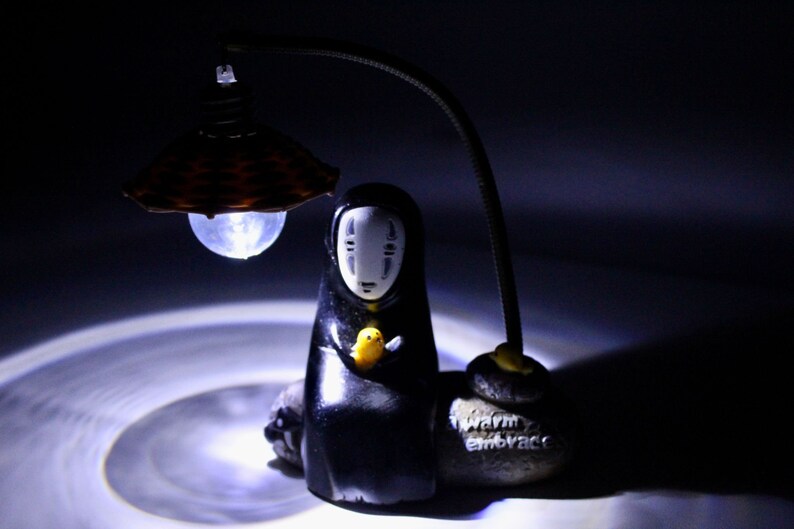 Studio Ghibli Figurines lumineuses nocturnes animées sans visage, lampe Miyazaki Hayao, cadeau de fan image 9
