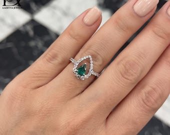 Pear Cut Green Emerald Engagement Ring, Diamond Halo Bridal Ring, Pavé Band Wedding Jewelry, Elegant Gift for Her, Anniversary Ring