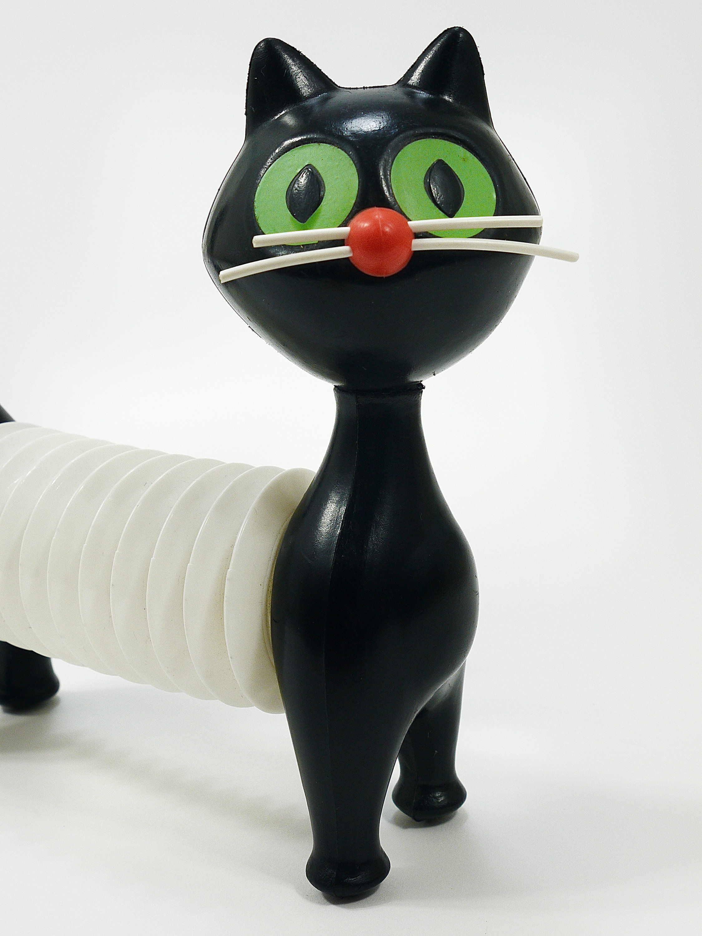 Libuse Niklova Accordion Squeaky Toy Cat „tomcat“ by Fatra