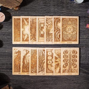Varitas Tarot Thoth, 14 cartas, baraja de tarot de madera personalizada y grabada, regalo ocultista