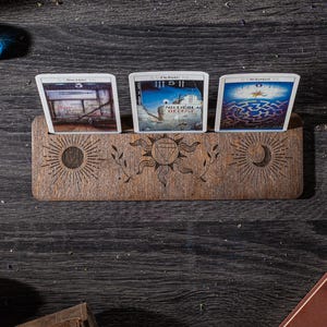 Porte-cartes de tarot pour 3 cartes, support de divination gravé en bois personnalisé, cadeau tarot oracle