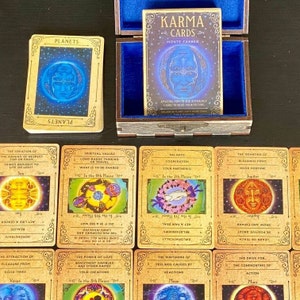 Cartes de tarot Karma – Jeu de divination avec boîte en bois personnalisée, coffret cadeau tarot magique