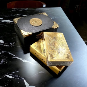 Goudfolie tarotkaartenspel van Rider-Waite-Smith met gepersonaliseerde doos, volledige kleine en grote arcana, waarzeggerij