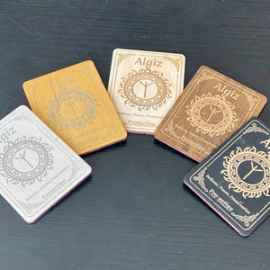 Tarjetas de runas de madera, amuleto de oráculo nórdico, runas personalizadas, tarjetas vikingas celtas, amuleto de regalo personalizado,