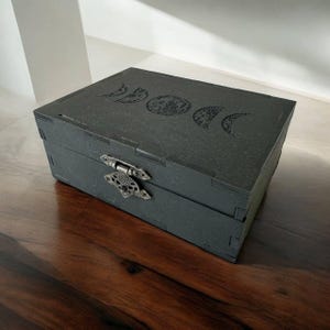 Tarotkaarthouder, dekseldoos maanfase, gepersonaliseerde houten kist voor waarzeggerij, magische houten kist, heksdecor