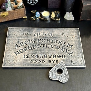 Ouija Brett aus Holz mit Planchette: Zauberhafte Kristalle Seelenbrett