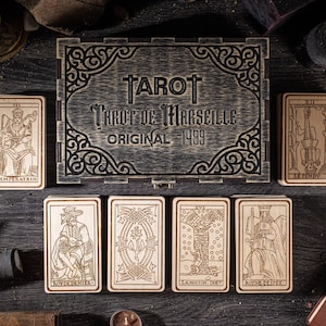 Baraja de tarot de madera en caja de madera, Tarot de Marsella, juego de 78 cartas grabadas, herramienta de adivinación, regalo de bruja