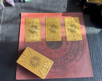 Engraved leather mat for runes, mat for runes with zodiac circle, astronomical round mat, divination tools