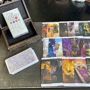 Urban Tarot in Box, 78 Tarotkarten Deck in Holzbox, Weissagungswerkzeug, Orakelgeschenk