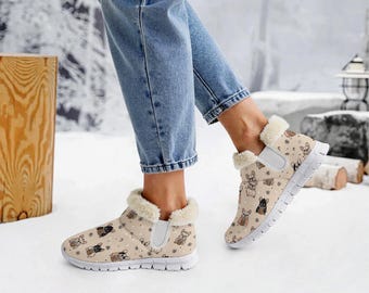 Französische Bulldogge Schneestiefel zu Weihnachten - Süßer Hundedruck, Fleece-gefütterte Winterschuhe, Weihnachtsgeschenk für Sie