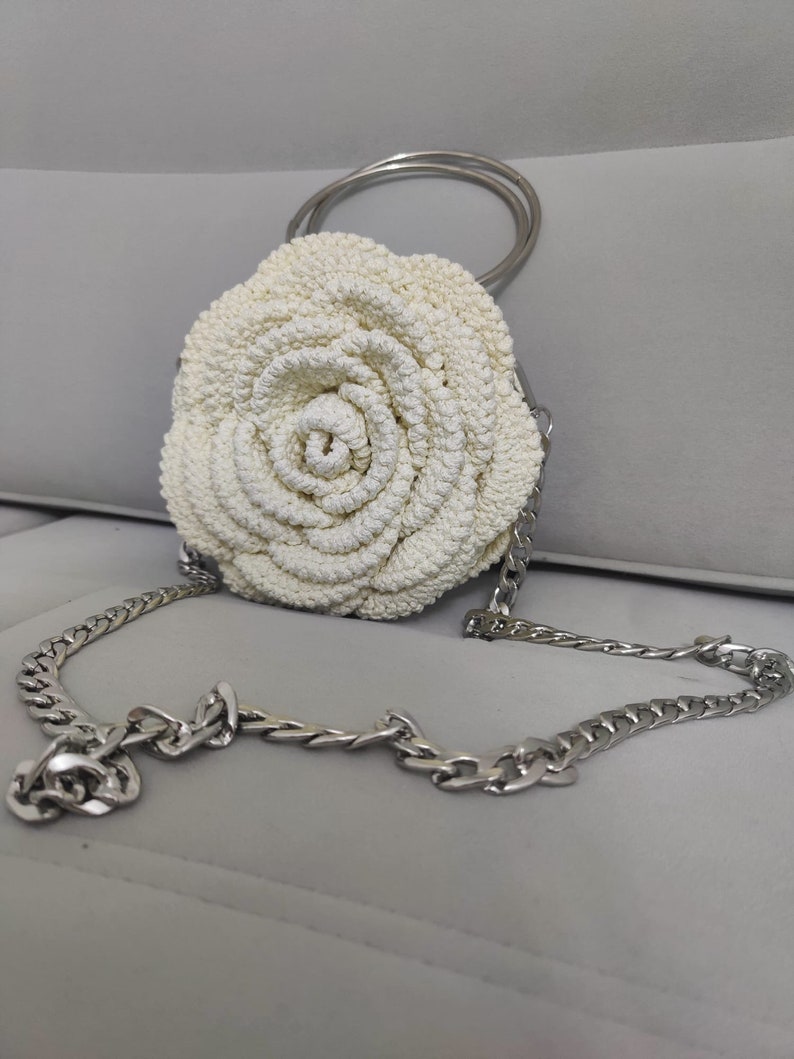 Rose flower purse,Ruffled chic bag,Crochet rose shaped Bag, Ruffled Chic Bag, Flower Rose Bag, Evening Bag bag,Crochet Peony Flower Bag zdjęcie 7