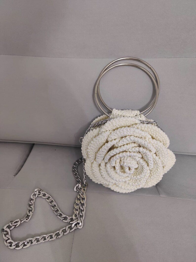 Rose flower purse,Ruffled chic bag,Crochet rose shaped Bag, Ruffled Chic Bag, Flower Rose Bag, Evening Bag bag,Crochet Peony Flower Bag zdjęcie 6