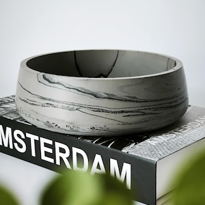 Handgjord skål i svart och vit marmor: Soffbordsbricka, nyckelhållare 8 Gray Marble
