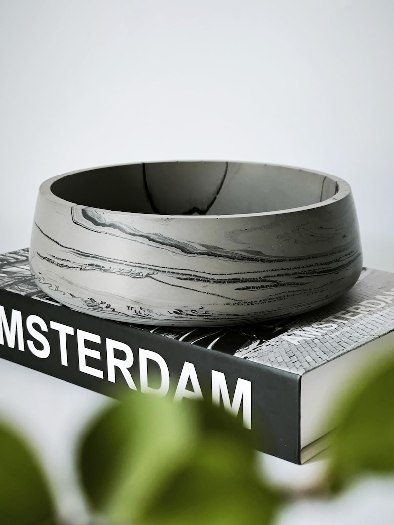 Handgjord skål i svart och vit marmor: Soffbordsbricka, nyckelhållare 8 Gray Marble