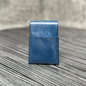 ミニマリストレザーカードウォレット – ハンドメイド、耐久性、毎日の使用に最適
