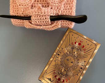 Crochet Skull Tarot Wrap, Tarot Card Holder & 3 Card Spread Mat, Pink Tarot Bag, Witchy Gift, Optional Gold Foil Tarot Deck
