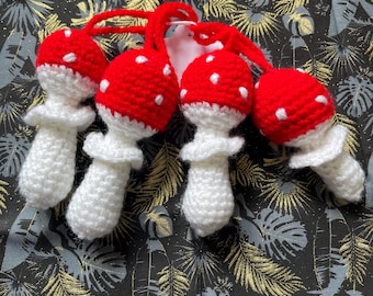 Crochet Mushroom Hanging Decorations (4 Pack) - Cottagecore - Fairycore - Home or office Decor - Cute Decorative Mushies - Mushroomcore