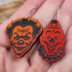 Clowncore Gothic Halloween Earrings Fun Horror Clown Iridescent Laser Engraved Acrylic Handmade Statement Earrings Goth Laser Cut Earrings