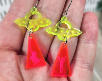 Y2K Alien Spaceship Earrings: Laser Cut Acrylic UFO Jewelry