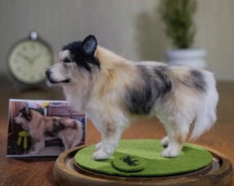 Custom Needle Felted Alaskan Malamute Figurine Portrait,Cutom Felt Animals/Pets Portrait,Realistic Alaskan Malamute Replica, Dog Loss Gift