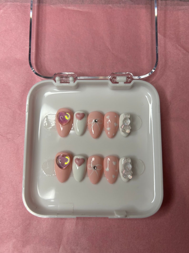 Pretty in Pink Press on nails image 6