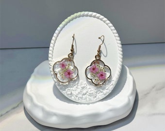 Four Leaf Clover Earrings,Real Flower Earrings,Rose Gold Clover Charm Earrings ,pink flower,forget me not earrings,Clover Earrings