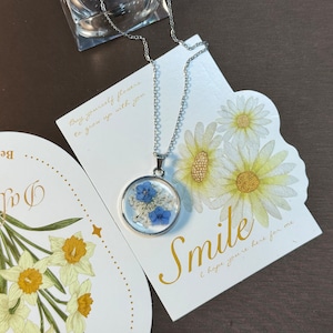 Forget Me Not Necklace, Real Pressed Flower NecklaceWildflower Necklace, Resin Jewelry, Handmade, Unique Gift for Her, Bridesmaid Jewelry zdjęcie 5