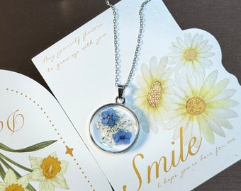 Forget Me Not Necklace, Real Pressed Flower Necklace，Wildflower Necklace, Resin Jewelry, Handmade, Unique Gift for Her, Bridesmaid Jewelry