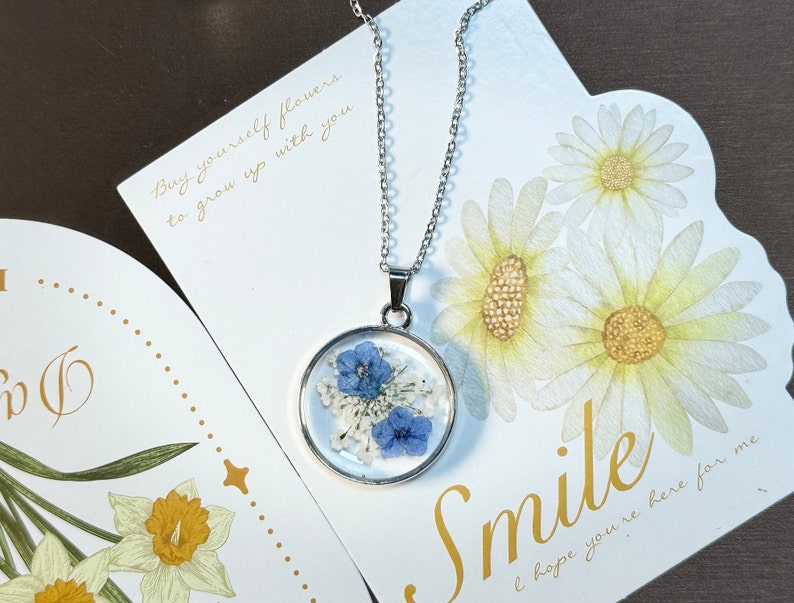 Forget Me Not Necklace, Real Pressed Flower NecklaceWildflower Necklace, Resin Jewelry, Handmade, Unique Gift for Her, Bridesmaid Jewelry Silevr blue