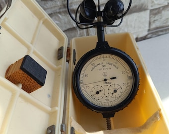 Anemómetro de copa VINTAGE URSS para medir la velocidad del aire y el viento. GOST 1977. Caja de plástico original. Raro. Funciona.