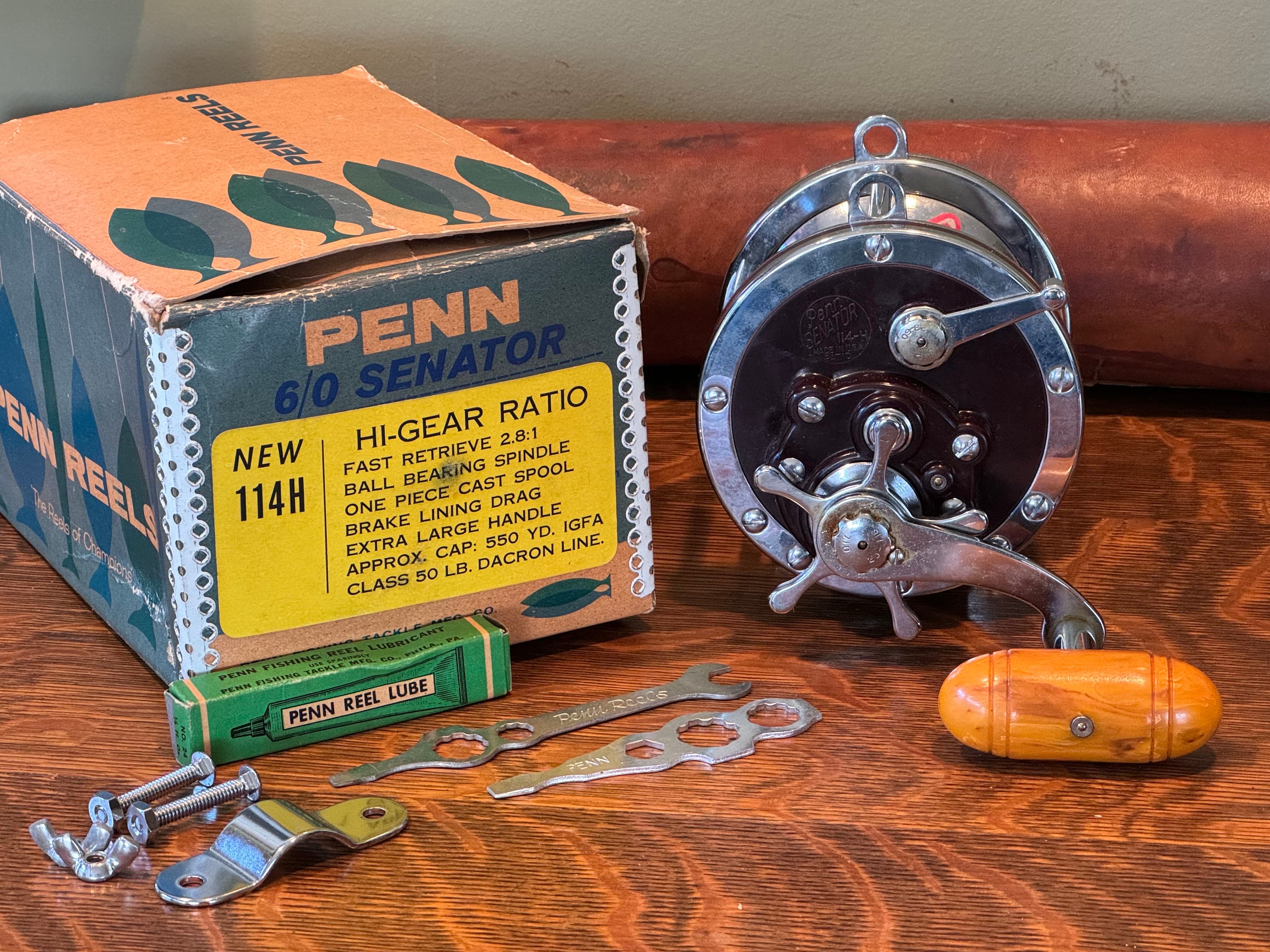 Penn Senator 113h salt water reel with newer line on penn special