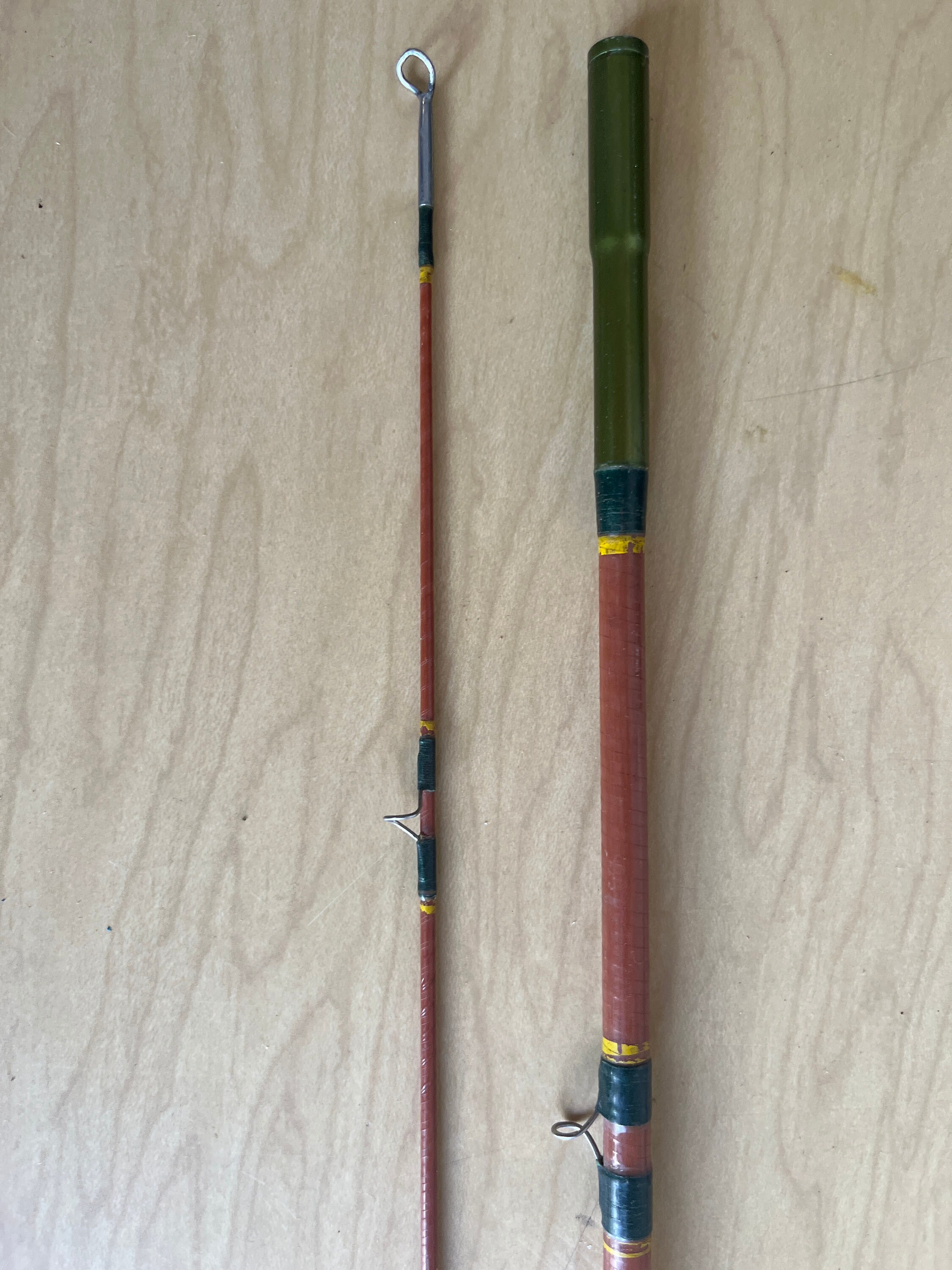 ヴィンテージ シェイクスピア ワンダーロッド：8フィート6インチ