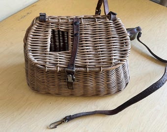 vintage wicker mini creel