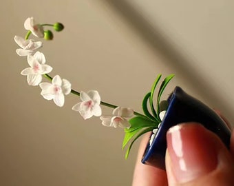 Miniature Plants Handmade Phalaenopsis Miniature Flowers 1:12 Clay Flowers Plant decorations Art jewelry Miniature dollhouse