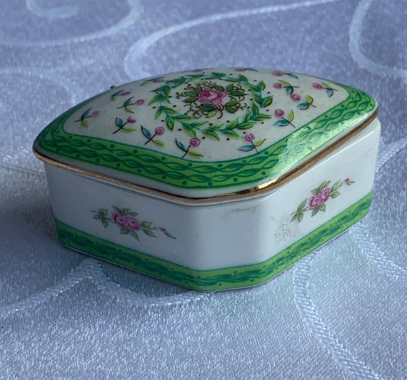 Vintage Porcelain Trinket Jewelry Box 2004 - image 1