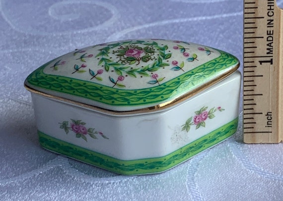 Vintage Porcelain Trinket Jewelry Box 2004 - image 4