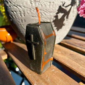 Coffin Bienenwachs Kerze | Halloween Dekor