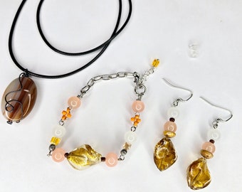Schmuck-Geschenkset für Frauen, silberner Fischhaken-Ohrring mit goldener Glasspiralperle, Silberkette, Armband, Halsketten-Anhänger mit Achat-Edelstein