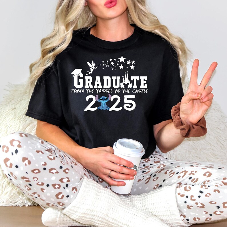 Personalized Stitch Graduation 2025 Shirt, Disney Graduation Trip Tee, Senior Stitch Tee,Stitch Angel School Gift Shirt, Class of 2025 Shirt afbeelding 5