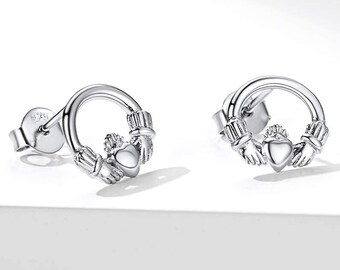 Pendientes de plata de ley 925 celta Claddagh para mujer, pendientes de tuerca con forma de corazón, joyería irlandesa pequeña