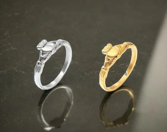 Sierlijke zilveren Claddagh-ring uit Ierland, Keltische ring, sterling zilver verguld in goud, cadeau voor haar, liefdessieraden