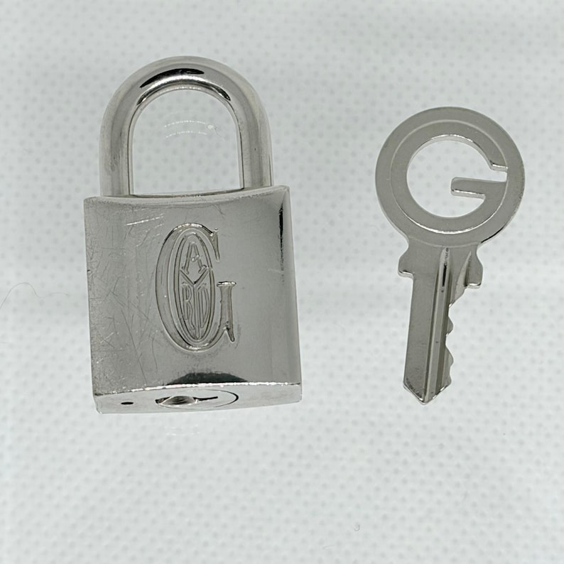 Authentic Goyard Paris Silver Padlock Lock Key Set Silver Hardware Rare afbeelding 8