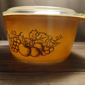 Pyrex Old Orchard Casserole Dish Lid 473 1 Qt 70s Vintage