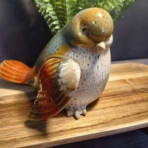 Larger Size Vintage Glazed Ceramic Bird. It looks like a Sparrow, Maybe?
