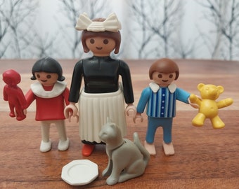 Vintage Playmobil Victorian Nanny with Kids in Pajamas, Toys and Cat